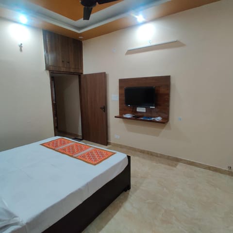 The minimalist Escape Vacation rental in Dehradun