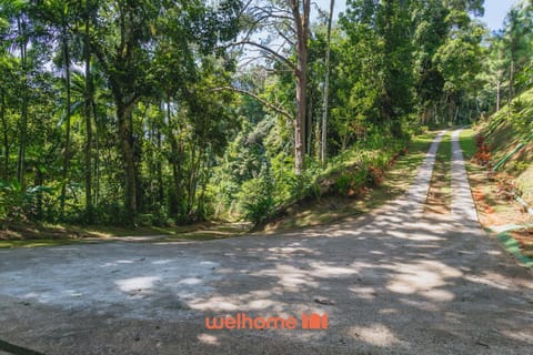 Refúgio em Petrópolis - Casa Exclusiva em Meio à Natureza! House in Duque de Caxias