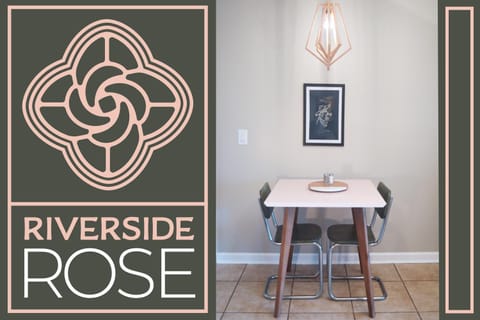 Riverside Rose - Stylish Riverfront Getaway House in East Nashville
