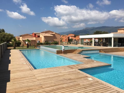 Pool view, Swimming pool