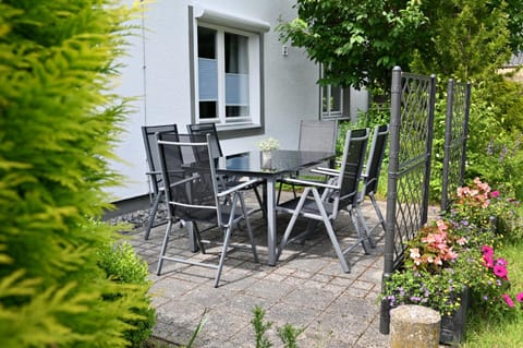 Balcony/Terrace, Balcony/Terrace, Garden view