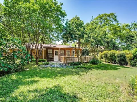Sunny & Spacious House - Perfectly located for quick access to all of DFW Casa in Farmers Branch