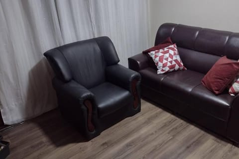 Apartamento prático, simples CDHU. Eigentumswohnung in Itatiba