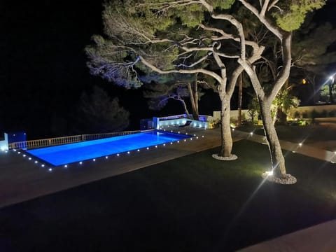 Maison de Maître avec piscine en front de mer Villa in La Seyne-sur-Mer