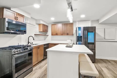 BRAND NEW Private and Modern 2BR Unit Copropriété in Minneapolis