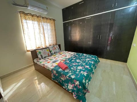 Beautiful 3bhk at Kukatpally Y junction Apartment in Hyderabad