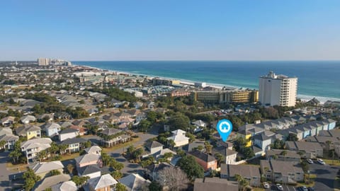 Nearby landmark, Neighbourhood, Natural landscape, Bird's eye view, Sea view