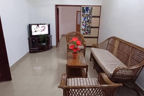 SHI's Alayam 1bhk Homestay in Avinashi road, Coimbatore City Villa in Coimbatore