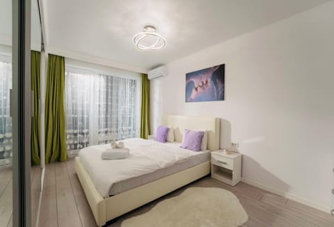 Ambiance - 2 BR apartment in Pipera with parking Apartment in Bucharest