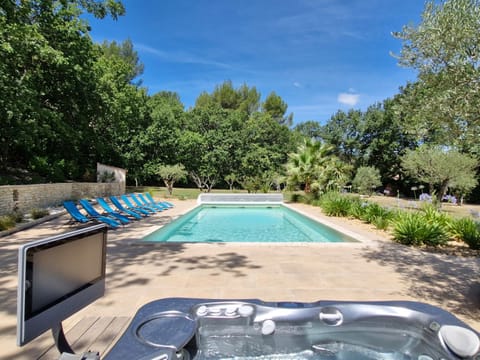 Garden, Hot Tub, Swimming pool