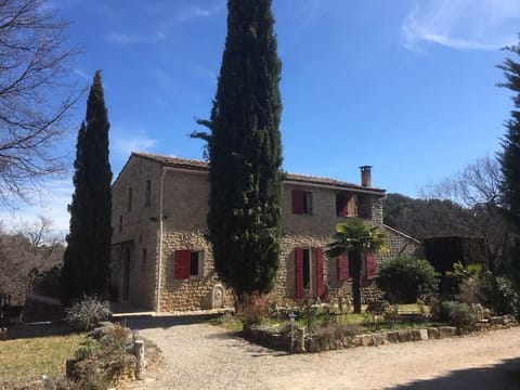 La Bastide de Mauragne - Gîte Les Pivoines Apartment in Bonnieux