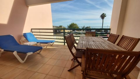 View (from property/room), Balcony/Terrace, Balcony/Terrace, Seating area, Dining area, sunbed