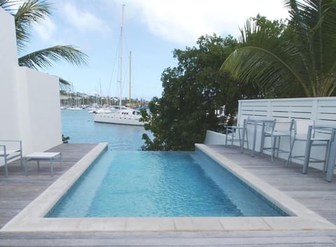 Coral Beach Club Condo Dawn Beach condo Apartment in Sint Maarten