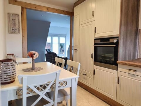 Dining area, oven, kitchen