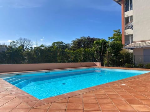 Superbe appartement dans résidence avec piscine. Apartment in Le Gosier