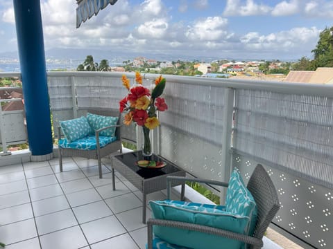 Patio, Balcony/Terrace, Balcony/Terrace, Living room