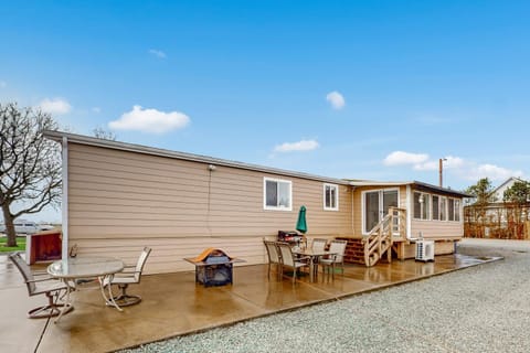 Skagit River Roost House in Whidbey Island