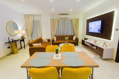 TV and multimedia, Living room, Seating area, air conditioner