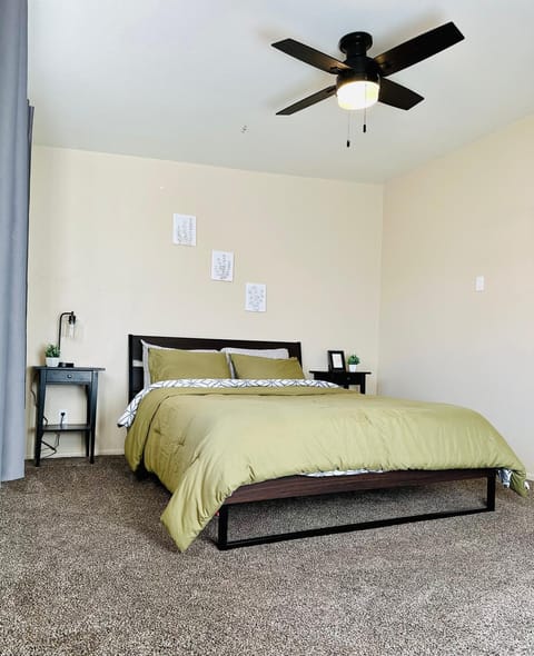 Cozy 1 Bed 1 Bath Housing in Broomfield Condo in Westminster