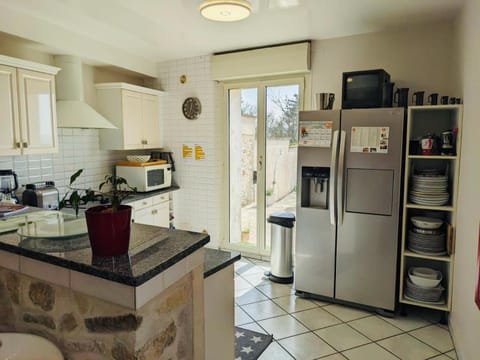 Coffee/tea facilities, Kitchen or kitchenette, dishwasher, minibar, pet friendly, stove, toaster