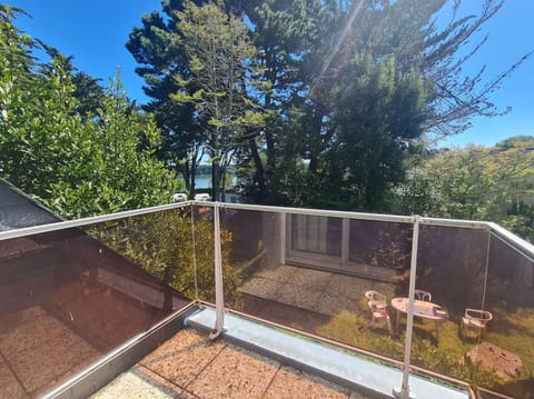 Balcony/Terrace, Garden view