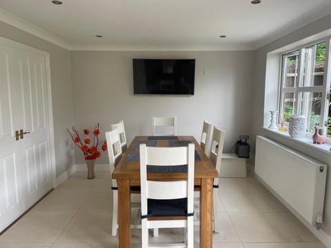 Spacious four bed detached home in Nottingham House in Nottingham