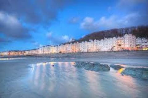 Tynwald Apartments Apartment in Douglas