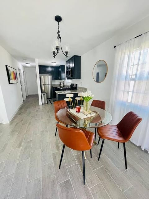 A stunning 2bedroom 2bath private home near Sofi Stadium, Kia Forum, and Intuit Dome Haus in Inglewood
