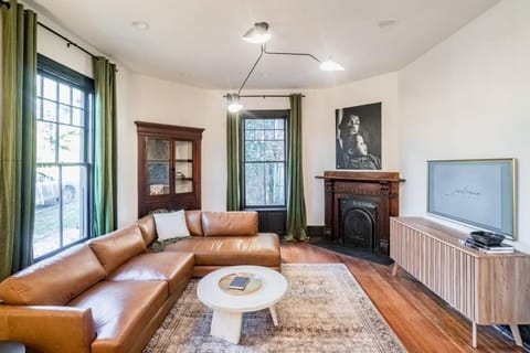 Grand Historic Downtown Home that Gives Back Maison in Madison Heights