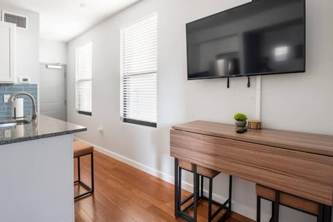 TV and multimedia, Dining area