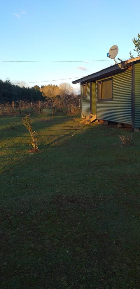 Property building, Spring, Day, Natural landscape, Garden, Garden view