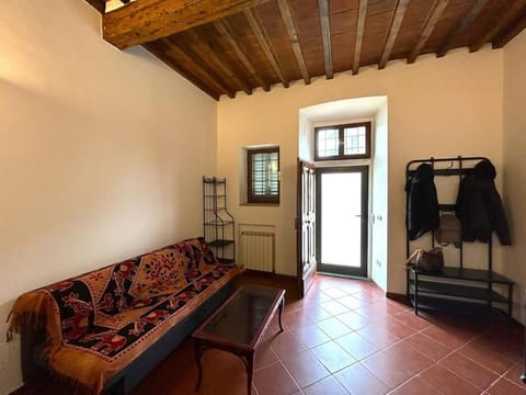 Casina il Cionfo Condo in Florence