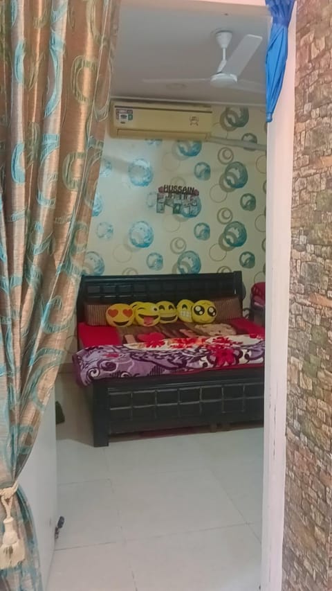 12th Avenue, gaur city2 Apartment in Noida