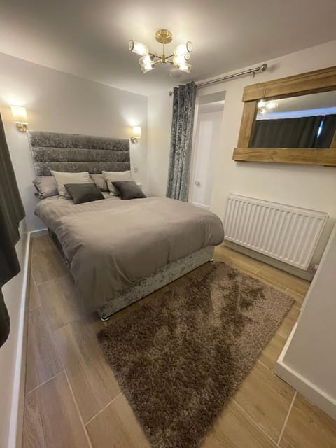 Hill Street Railway retreat. Apartment in Borough of Barnsley