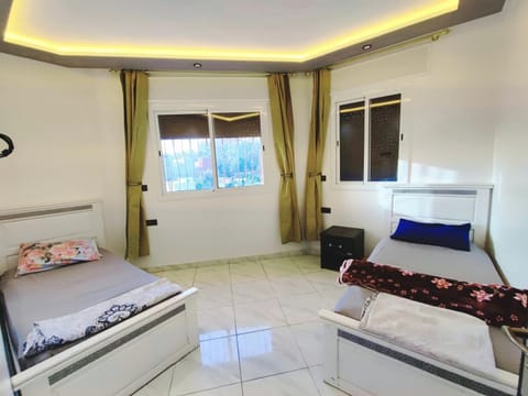 Appartement 3 chambres et 3 facades Condominio in Tangier