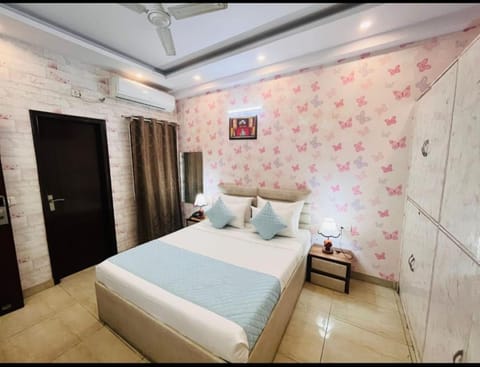 Comstayinn Bed and Breakfast in Noida