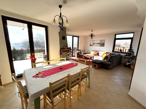 Villa Detelina near the Bansko Ski Resort House in Blagoevgrad Province