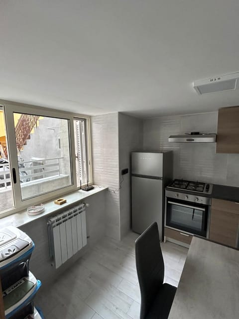 Kitchen or kitchenette, Dining area, heating, heating, internet, internet, oven, pet friendly, stove