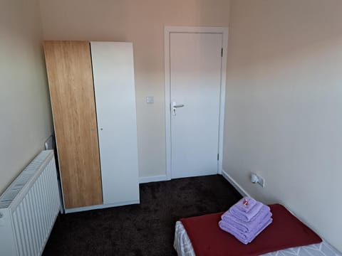 Bedroom, wardrobe