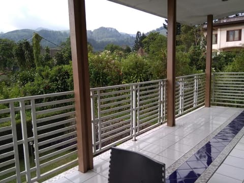 Galaxy Resort Villa Puncak Bogor Villa in Cisarua