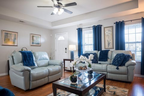 The Perfect Stay - Your Relaxing Getaway Haus in Valdosta