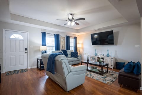 The Perfect Stay - Your Relaxing Getaway Haus in Valdosta