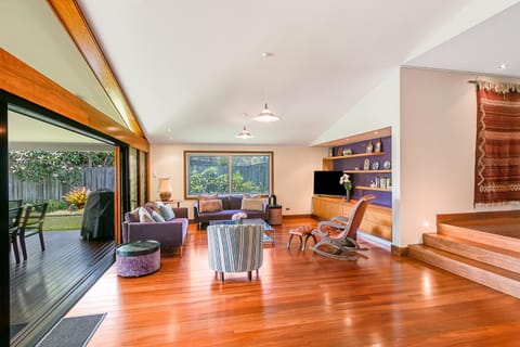 Cabarita Beach Oasis - 3BR Beach House by uHoliday House in Tweed Heads