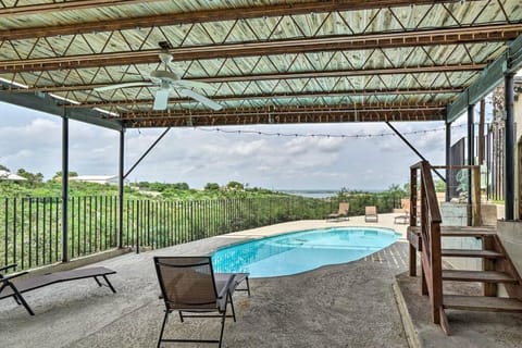 Heated Pool With View~The Lookout At Bryce Canyon House in State of Coahuila