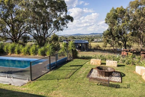 The Albens - Countryside Chic amongst the Hills Maison in Mudgee