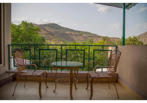 Nature's Den 5BHK Villa in Igatpuri