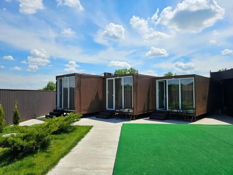 Property building, Day, Garden view