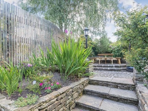 Carder Cottage; A walker’s paradise in Longnor House in Staffordshire Moorlands District