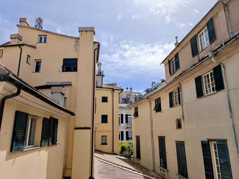 Balcony/Terrace, City view