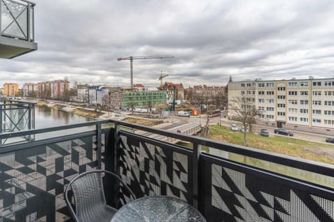 View (from property/room), Balcony/Terrace, River view